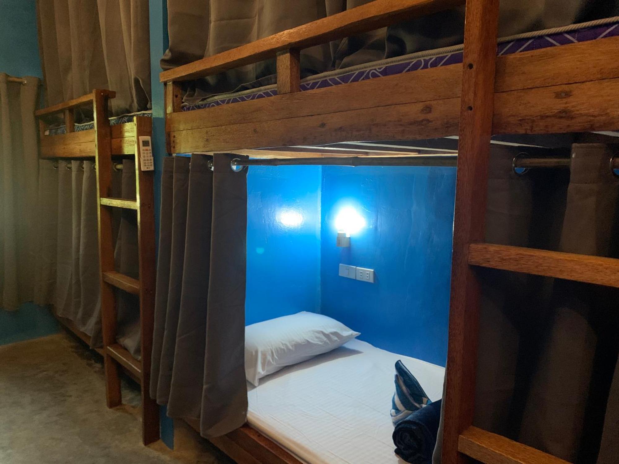 Jaydy Hostel General Luna  Exterior photo